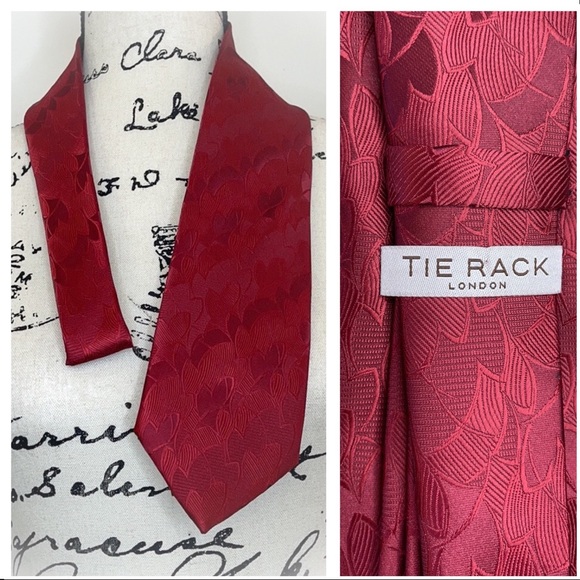 😎Very Handsome Red on Red Tie Rack London Mens Tie😎 - Picture 1 of 12